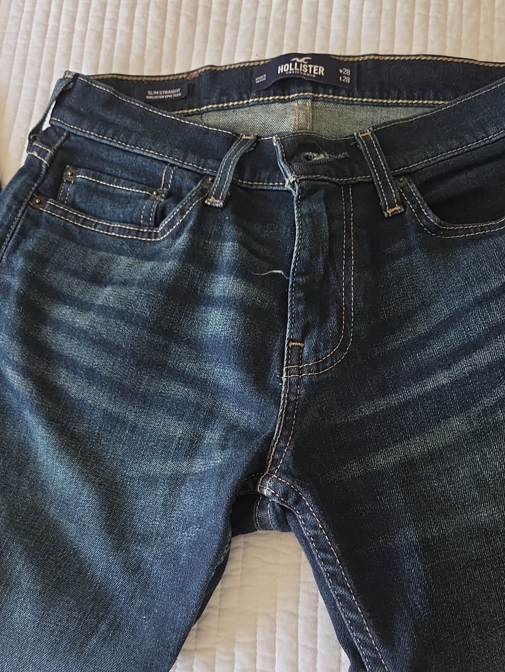 Hollister Men's Dark Blue Slim Straight Jeans
